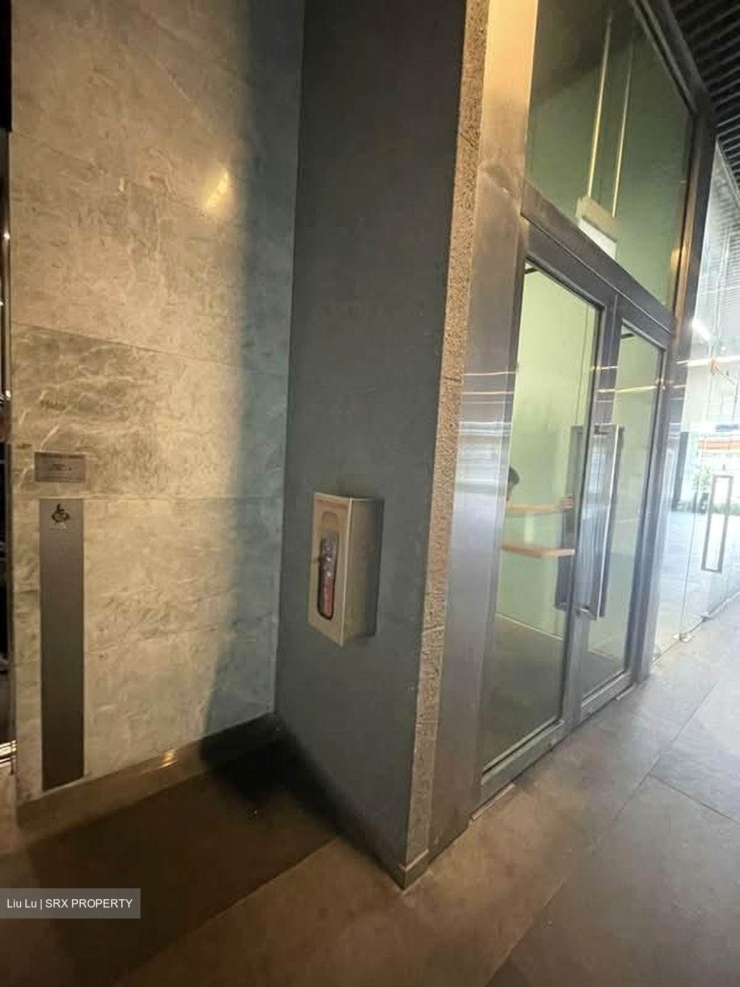 Vision Exchange (D22), Retail #548277551